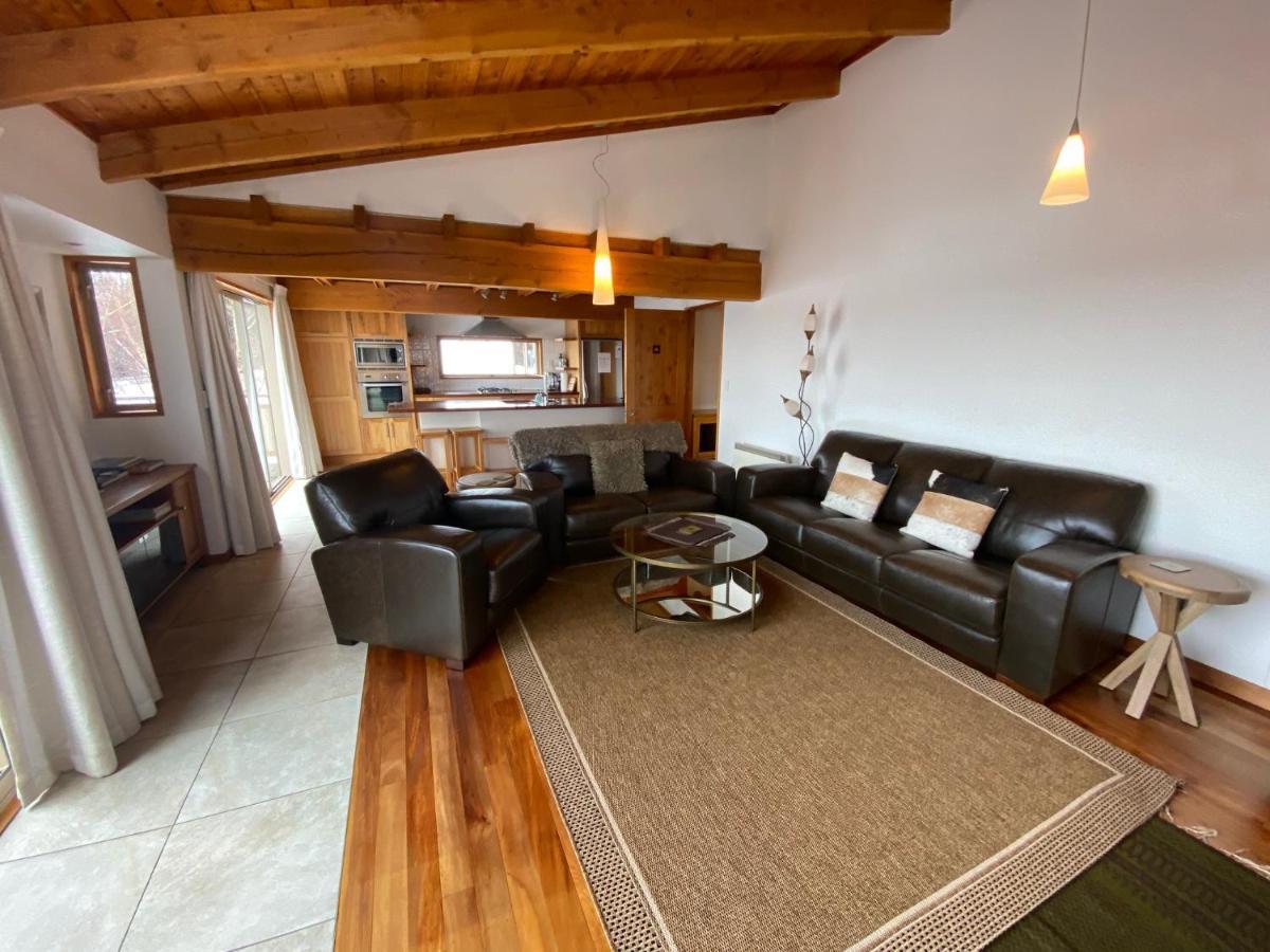 Glacier Rock Lakeview House Lake Tekapo Exterior photo